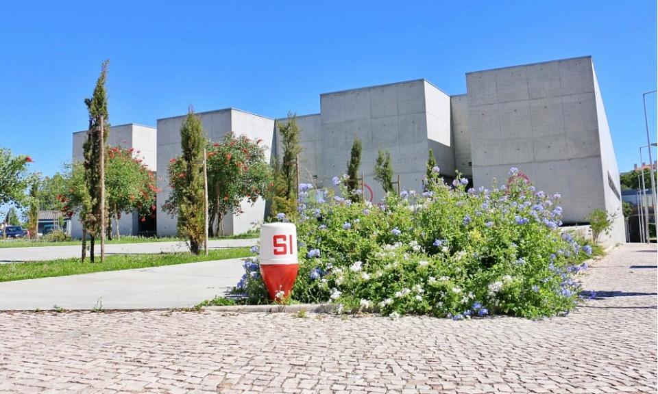 Centro De Saúde De Famões